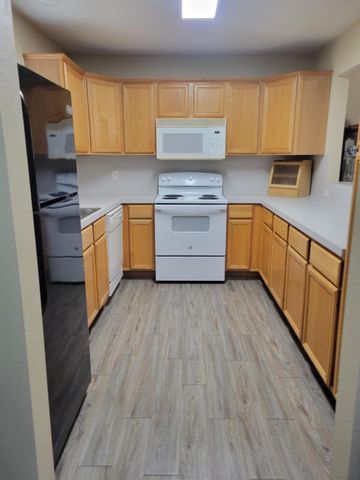 937 Crepe Myrtle Street, College Station, TX 77845