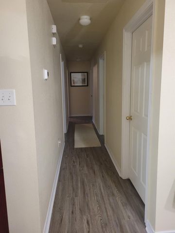 937 Crepe Myrtle Street, College Station, TX 77845