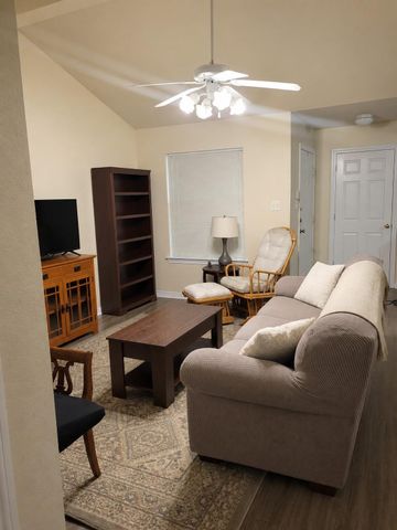 937 Crepe Myrtle Street, College Station, TX 77845