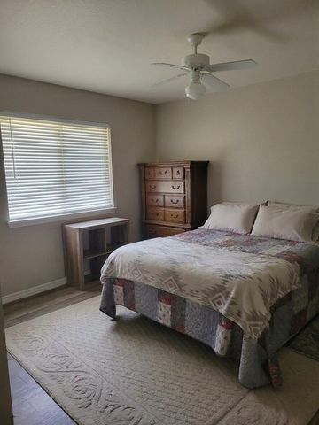937 Crepe Myrtle Street, College Station, TX 77845