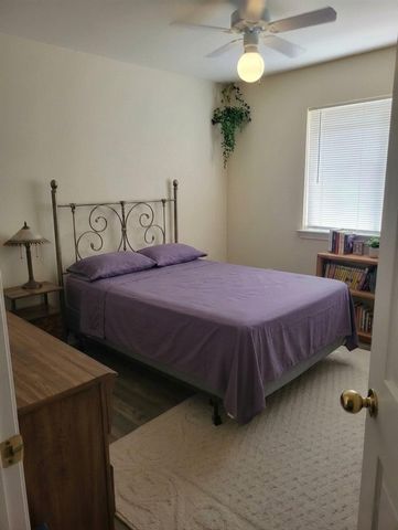 937 Crepe Myrtle Street, College Station, TX 77845