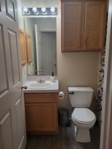 937 Crepe Myrtle Street, College Station, TX 77845