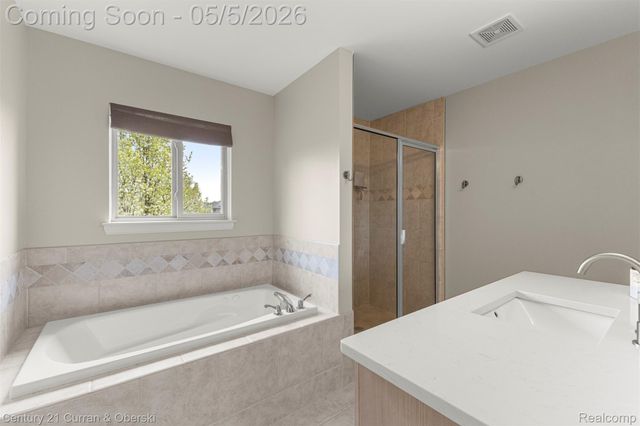 22254 Rhys Drive, Macomb Township, MI 48042