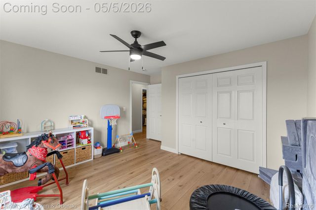 22254 Rhys Drive, Macomb Township, MI 48042