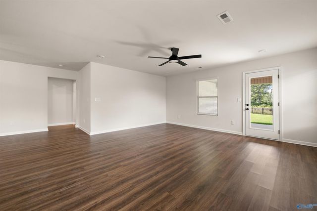124 Varina Drive, Owens Cross Roads, AL 35763