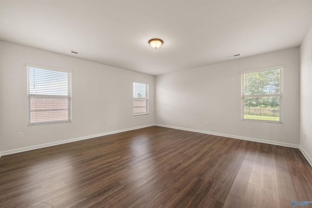 124 Varina Drive, Owens Cross Roads, AL 35763