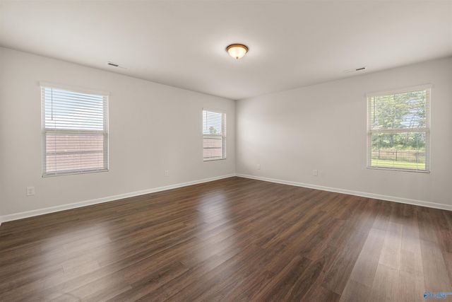 124 Varina Drive, Owens Cross Roads, AL 35763