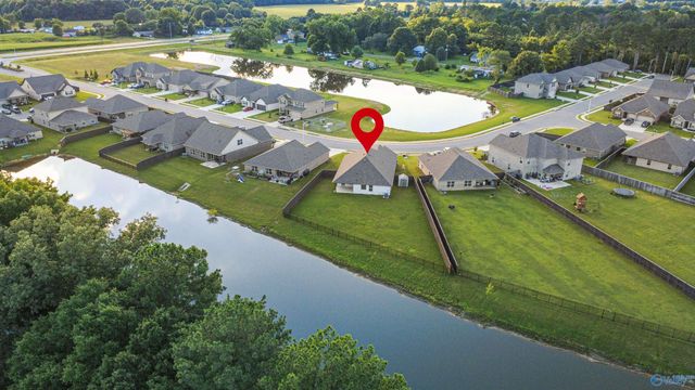 124 Varina Drive, Owens Cross Roads, AL 35763