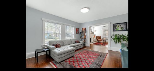 244 S Volutsia, Wichita, KS 67211