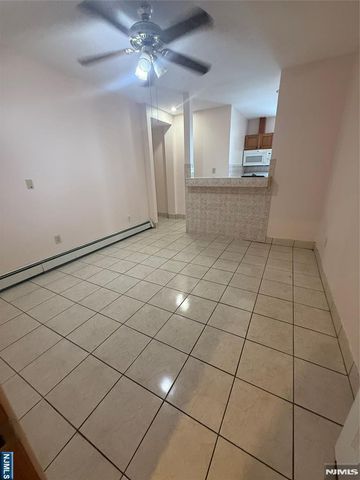 1304 Summit Avenue, Union City, NJ 07087