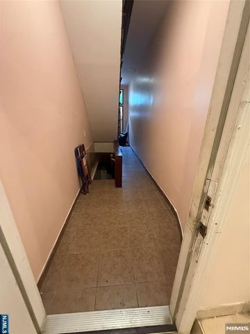 1304 Summit Avenue, Union City, NJ 07087