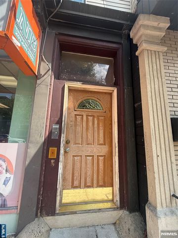 1304 Summit Avenue, Union City, NJ 07087
