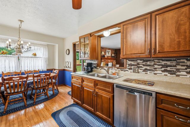 2799 W Camino Alto Street, Springfield, MO 65810