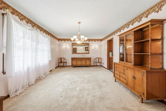 2799 W Camino Alto Street, Springfield, MO 65810