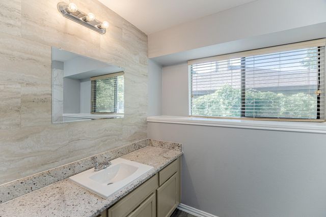 3618 Flagstone Avenue, Rowlett, TX 75088