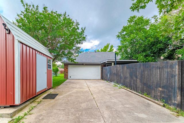 3618 Flagstone Avenue, Rowlett, TX 75088
