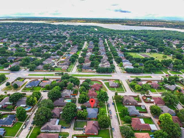 3618 Flagstone Avenue, Rowlett, TX 75088