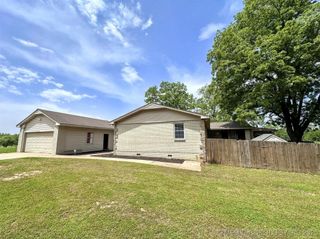 24821 Hwy 80, Fort Gibson, OK 74434