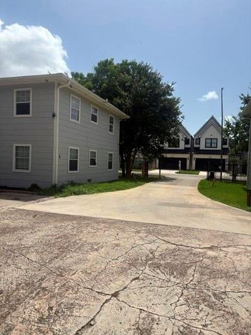 6734 Burkett Street 4, Houston, TX 77021