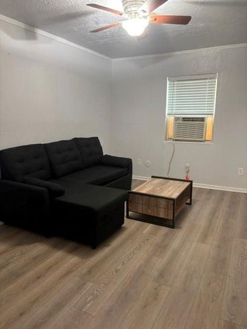 6734 Burkett Street 4, Houston, TX 77021