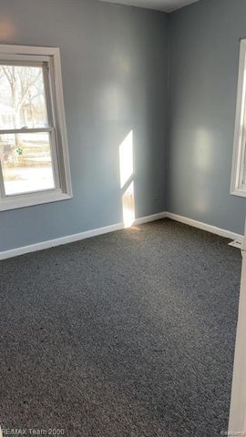 21144 Pinecrest Street, Taylor, MI 48180