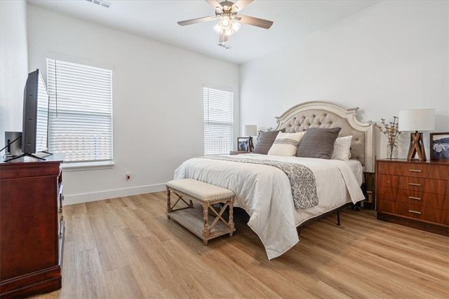 908 S Canvasback Drive, Siloam Springs, AR 72761
