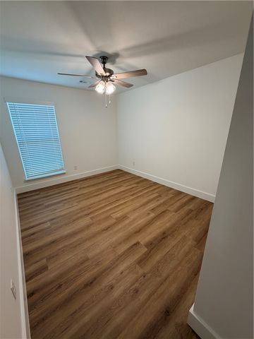 908 S Canvasback Drive, Siloam Springs, AR 72761