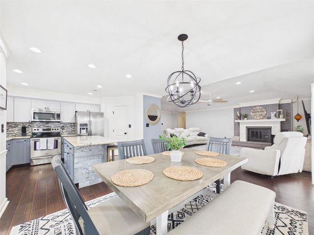 2818 New England Court, Webster, TX 77598