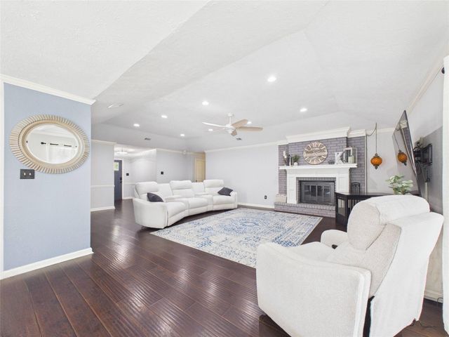 2818 New England Court, Webster, TX 77598