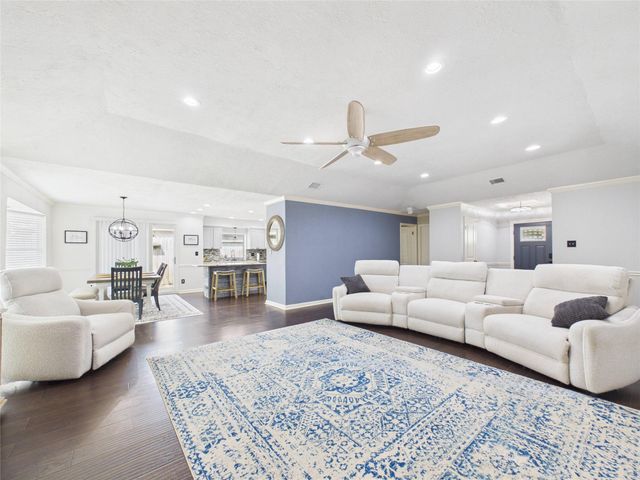 2818 New England Court, Webster, TX 77598