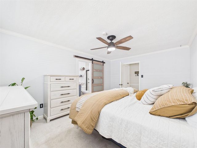 2818 New England Court, Webster, TX 77598