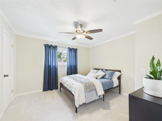 2818 New England Court, Webster, TX 77598