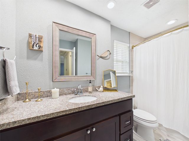 2818 New England Court, Webster, TX 77598