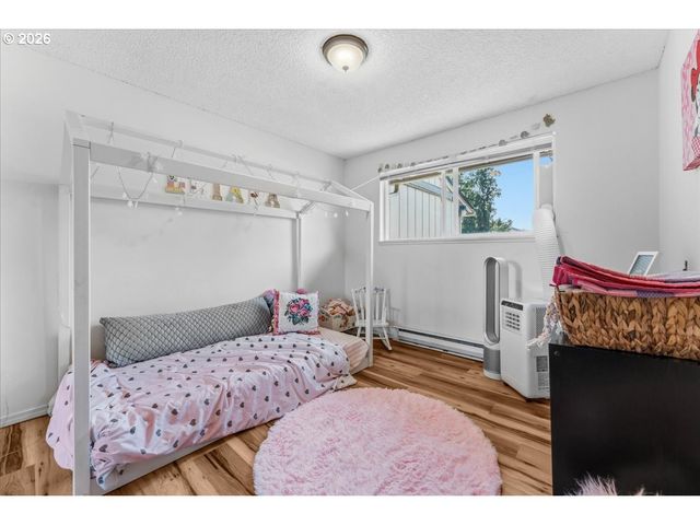 3936 Se 168TH Ave, Portland, OR 97236