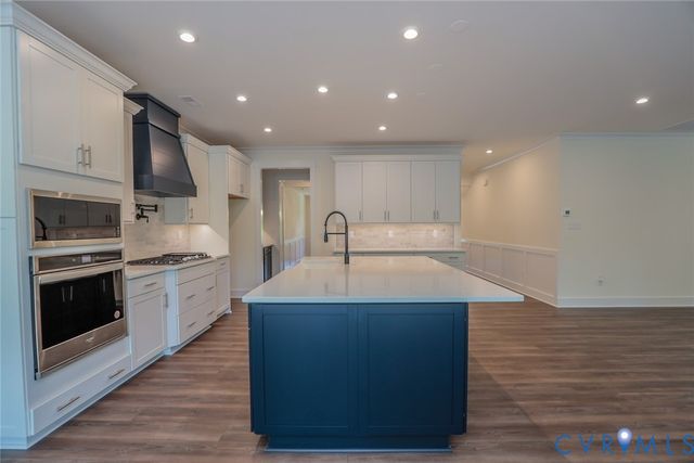 8521 Roden Dr, Hanover, VA 23111