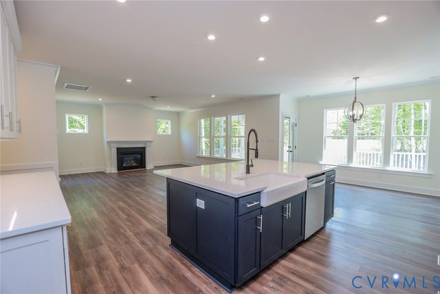 8521 Roden Dr, Hanover, VA 23111