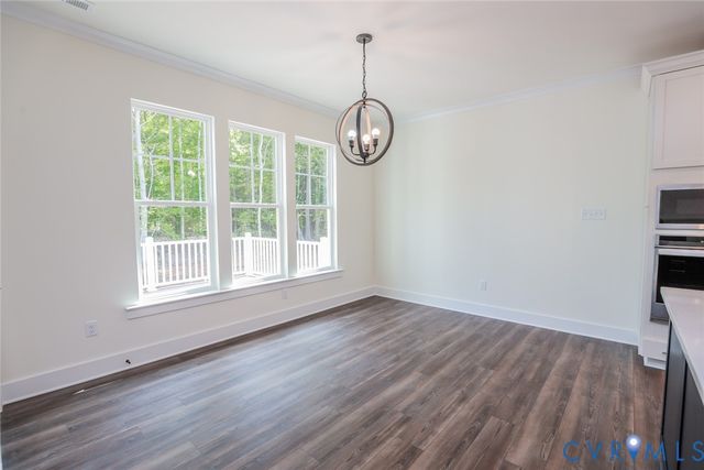8521 Roden Dr, Hanover, VA 23111