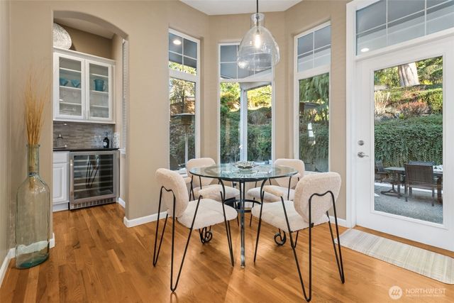 25913 SE 159 Street, Issaquah, WA 98027