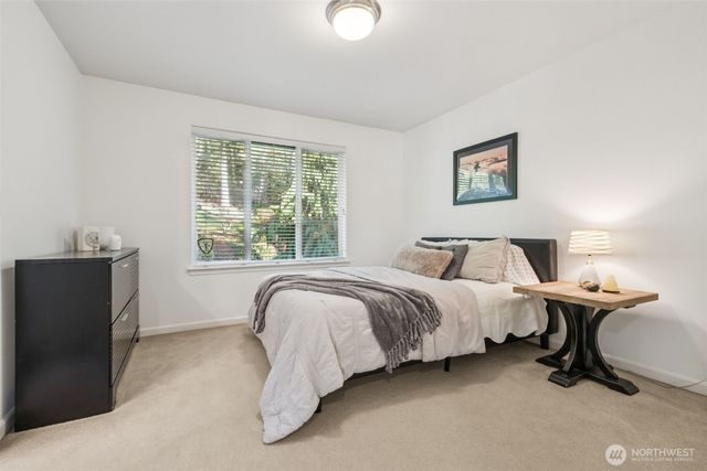 25913 SE 159 Street, Issaquah, WA 98027