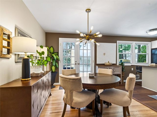 118 Courtly Circle, Greece, NY 14615