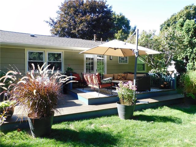 118 Courtly Circle, Greece, NY 14615