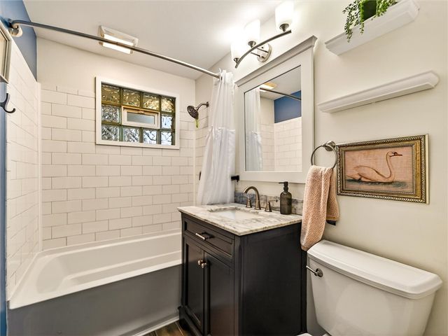 118 Courtly Circle, Greece, NY 14615