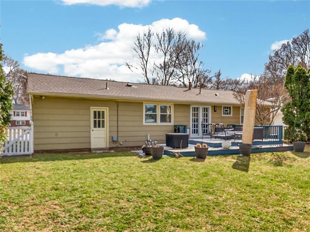 118 Courtly Circle, Greece, NY 14615