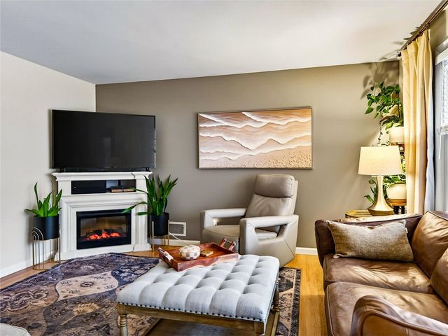 118 Courtly Circle, Greece, NY 14615