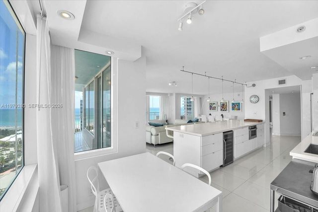 400 S Pointe Dr 1910, Miami Beach, FL 33139
