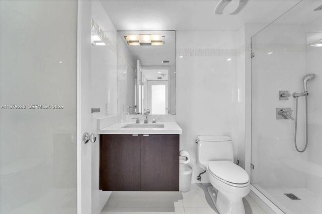 400 S Pointe Dr 1910, Miami Beach, FL 33139