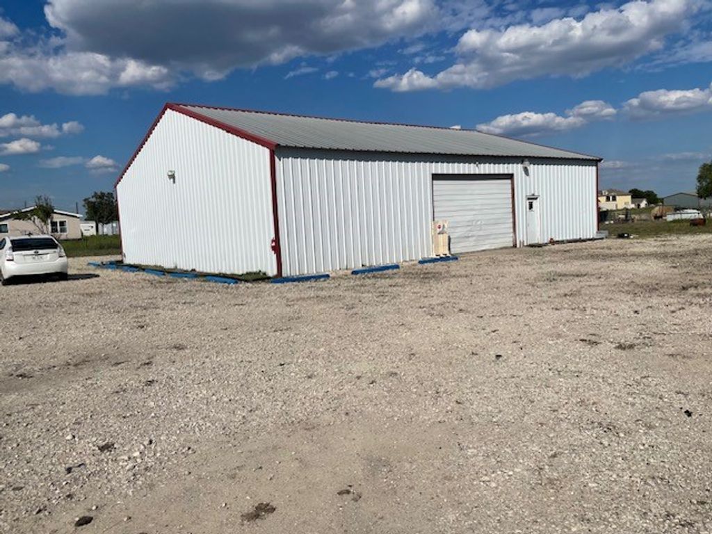 423 fm 547, Farmersville, TX 75442