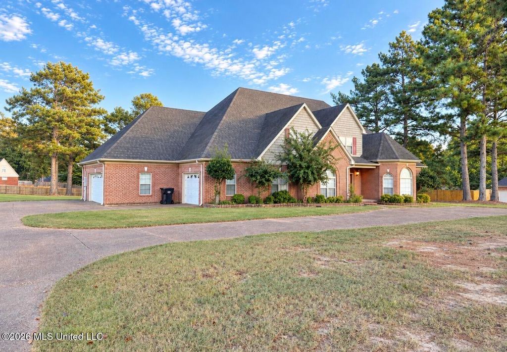123 Tall Oaks Drive, Senatobia, MS 38668 — photo 2
