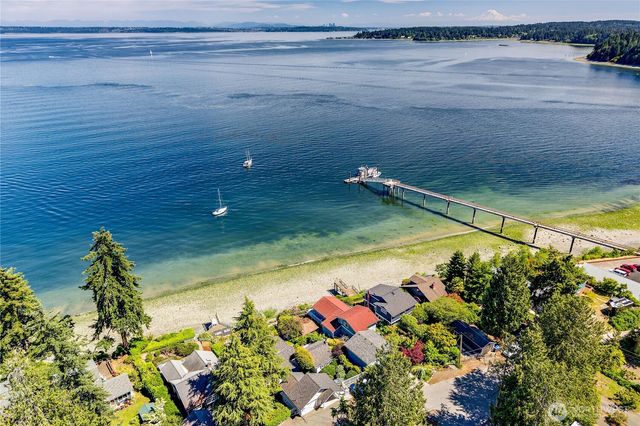 18512 Angeline Avenue NE, Suquamish, WA 98392