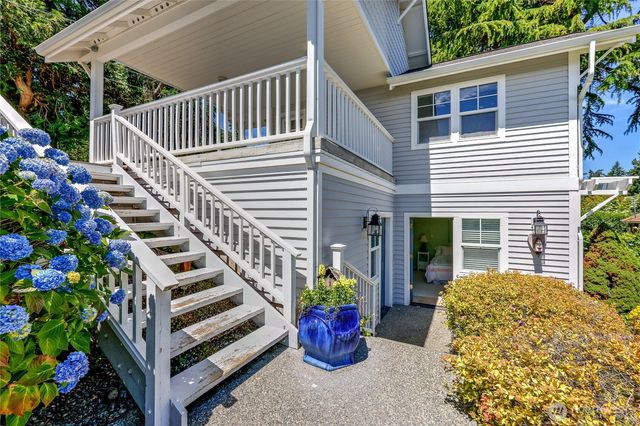 18512 Angeline Avenue NE, Suquamish, WA 98392